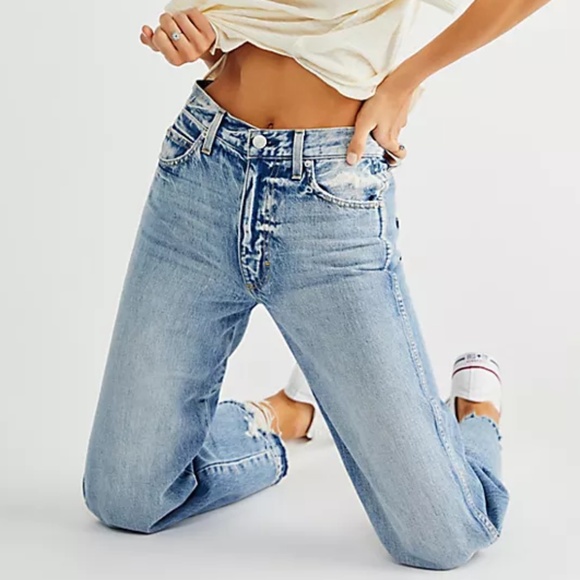 AMO Sophie crop destroyed jeans 24 - Picture 3 of 11